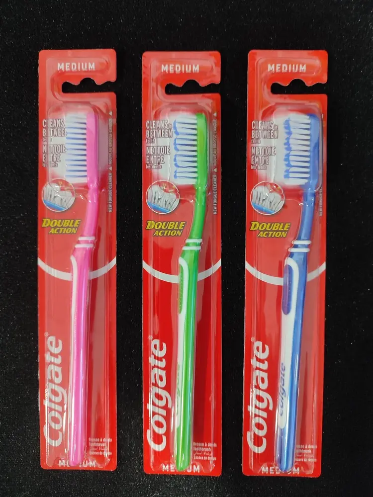 Brosse à Dents Colgate Colis de 12